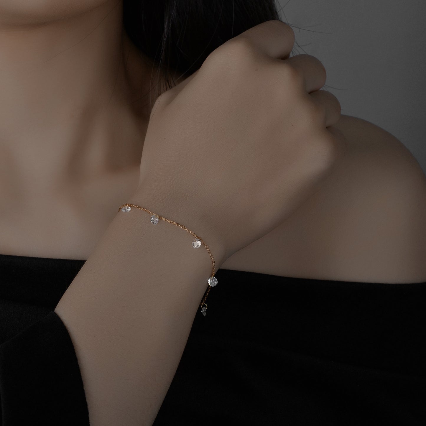 Women’s S925 Sterling Silver Sparkling Zircon Bracelet
