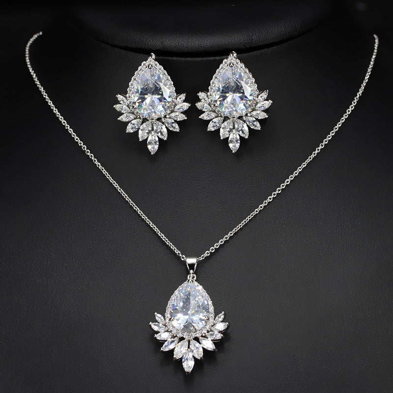 Elegant AAA Crystal Bridal Banquet Dinner Jewelry Set