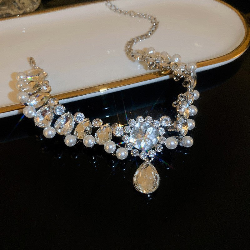 Women’s Stylish Short Fashion Necklace