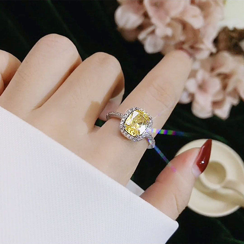 Trendy White Gold Bridal & Engagement Ring