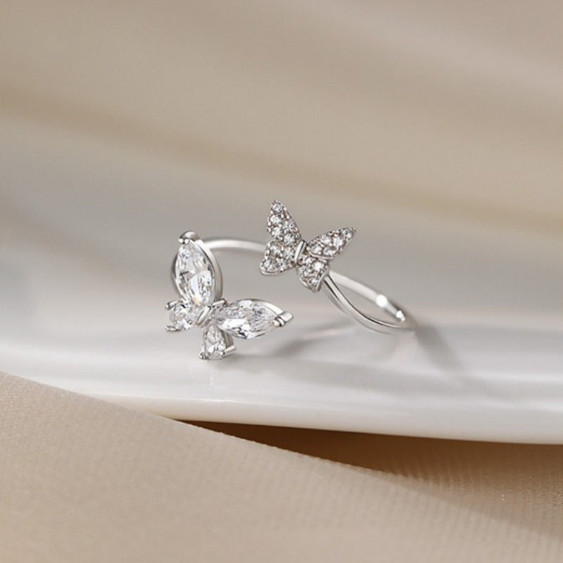 Butterfly Women's Light Luxury Index Finger Ring