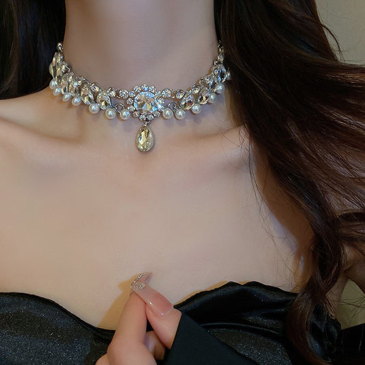Women’s Stylish Short Fashion Necklace