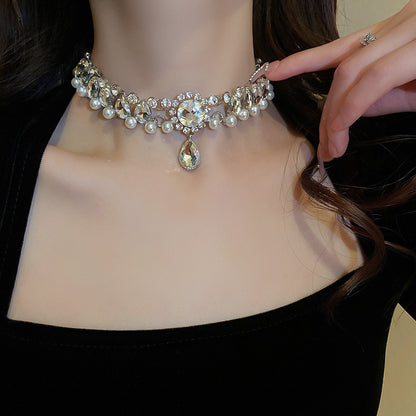 Women’s Stylish Short Fashion Necklace