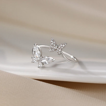 Butterfly Women's Light Luxury Index Finger Ring